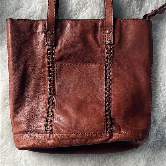 Vilenca Hollland Brown Leather dual handle Tote Bag with braid detail - Picture 3 of 14